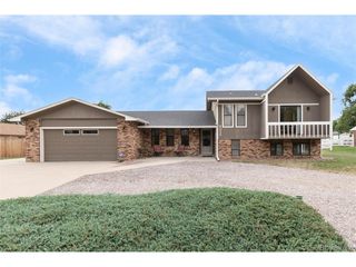 8055 Newman St, Arvada, CO 80005