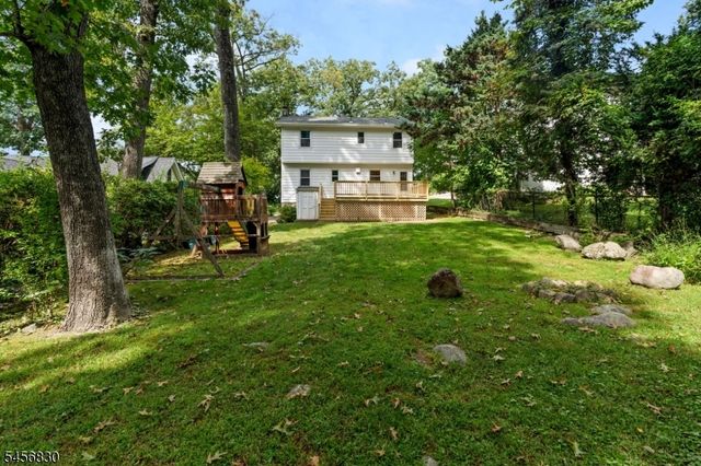 61 Bellot Rd, Ringwood Boro, NJ 07456