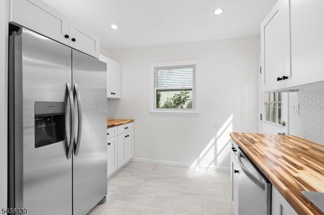 61 Bellot Rd, Ringwood Boro, NJ 07456