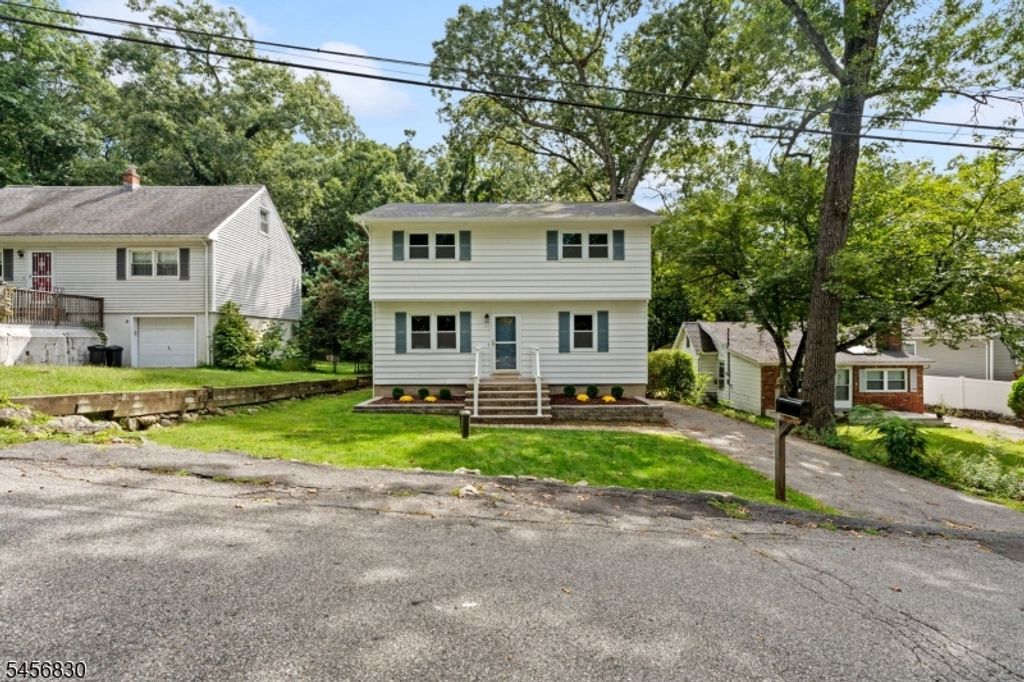 61 Bellot Rd, Ringwood Boro, NJ 07456 — photo 2