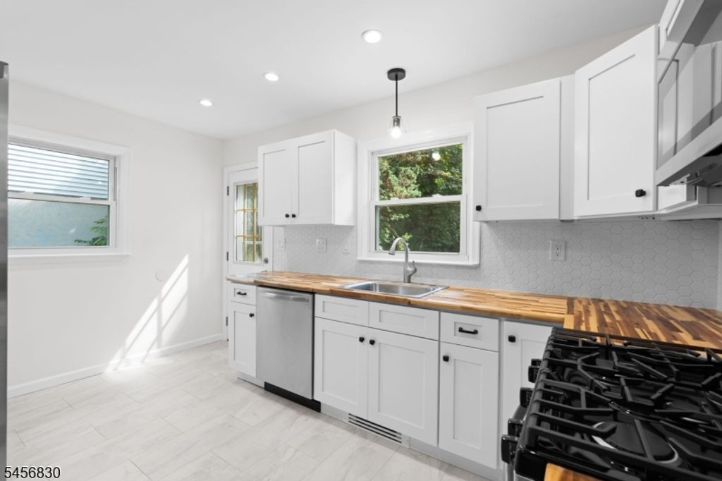61 Bellot Rd, Ringwood Boro, NJ 07456 — photo 5