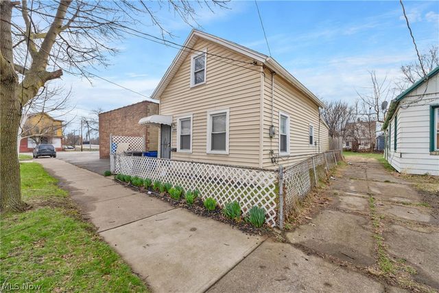 1984 W 52 Street, Cleveland, OH 44102