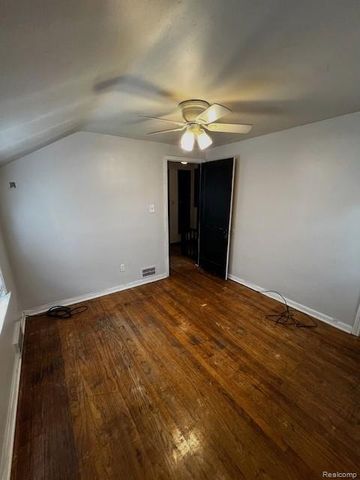 750 E Chesterfield Street, Ferndale, MI 48220