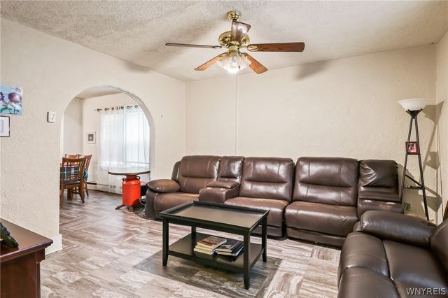 3023 Orleans Avenue, Niagara Falls, NY 14303