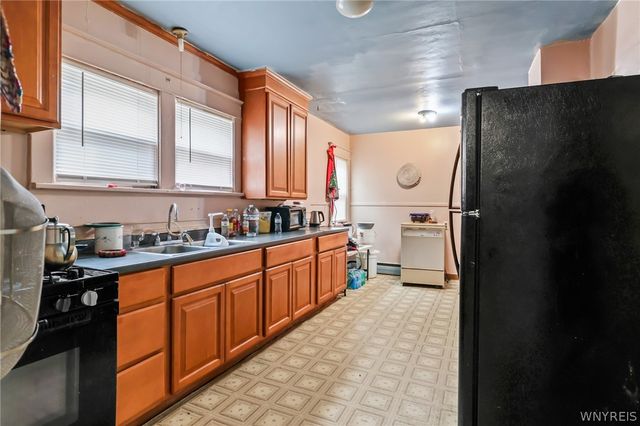 3023 Orleans Avenue, Niagara Falls, NY 14303