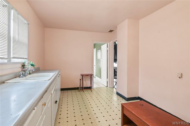 3023 Orleans Avenue, Niagara Falls, NY 14303