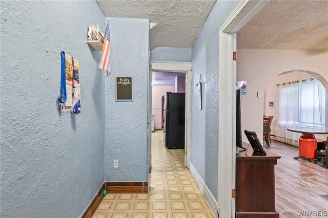 3023 Orleans Avenue, Niagara Falls, NY 14303