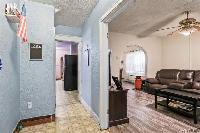 3023 Orleans Avenue, Niagara Falls, NY 14303