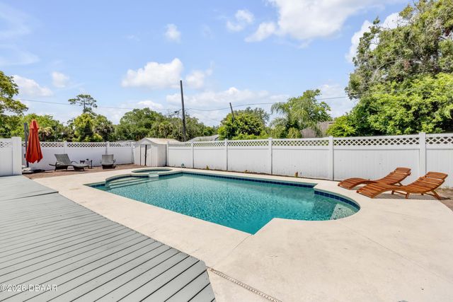2114 Travelers Palm Drive, Edgewater, FL 32141