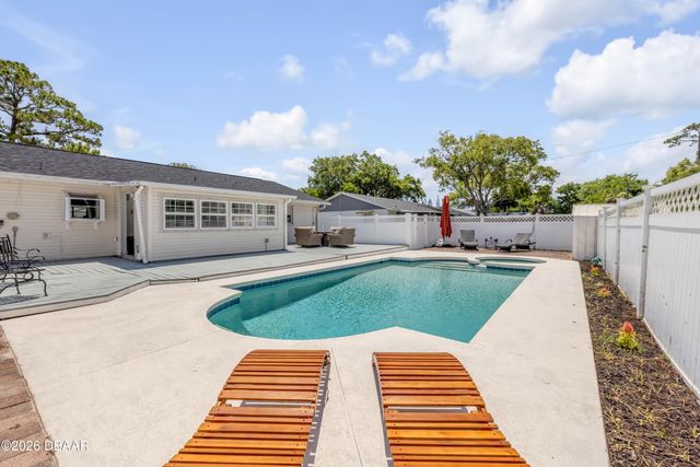 2114 Travelers Palm Drive, Edgewater, FL 32141