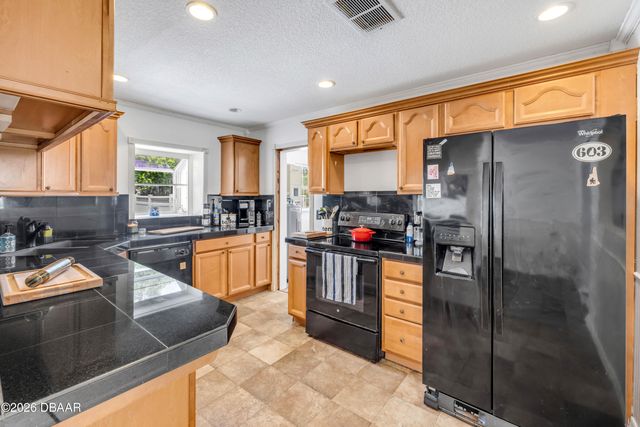 2114 Travelers Palm Drive, Edgewater, FL 32141