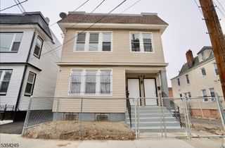 445 S 15Th St, Newark City, NJ 07103