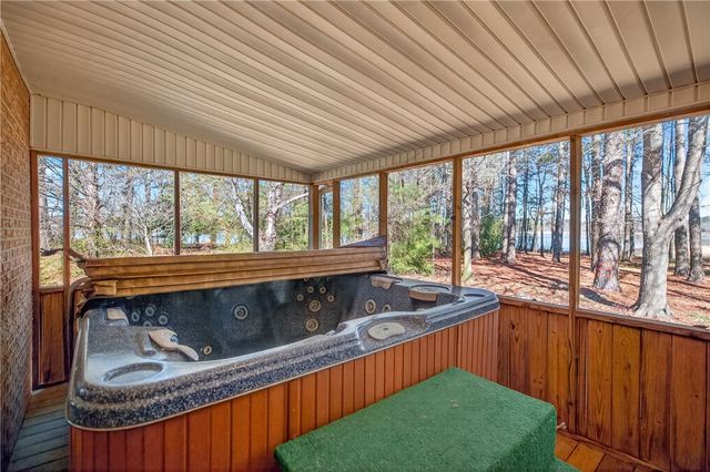 3400 Old Dobbins Bridge Road, Fair Play, SC 29643