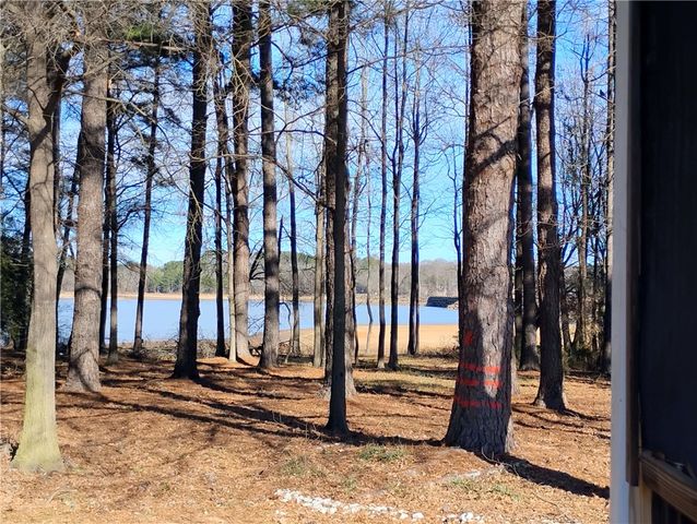 3400 Old Dobbins Bridge Road, Fair Play, SC 29643