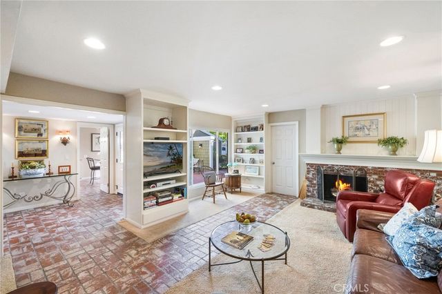 23 Rainbow Falls, Irvine, CA 92603