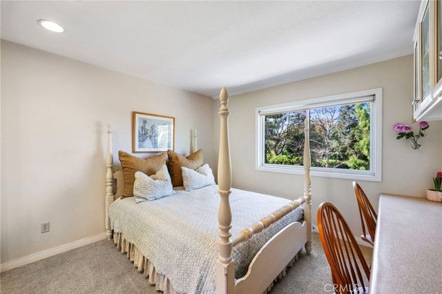 23 Rainbow Falls, Irvine, CA 92603