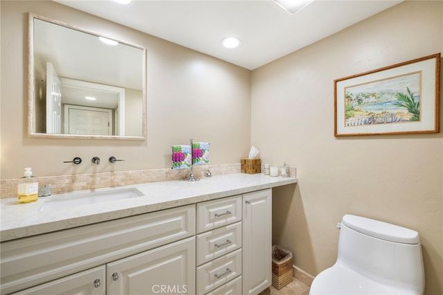 23 Rainbow Falls, Irvine, CA 92603