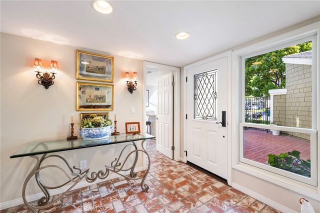 23 Rainbow Falls, Irvine, CA 92603