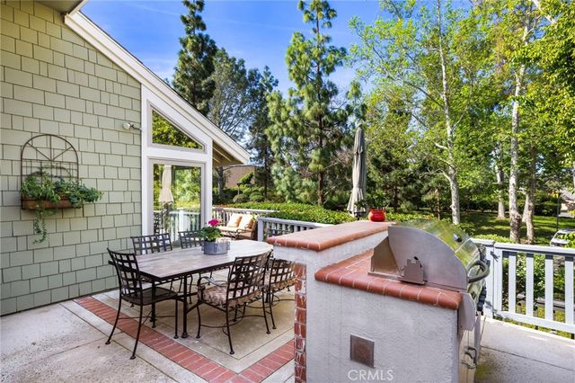 23 Rainbow Falls, Irvine, CA 92603