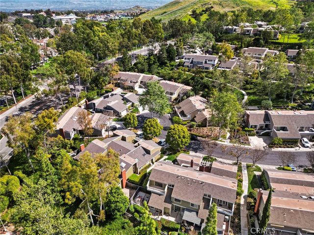 23 Rainbow Falls, Irvine, CA 92603