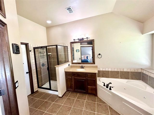 4321 Carrington Court, Norman, OK 73072