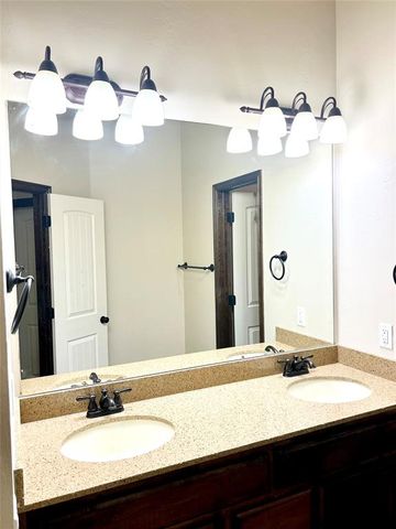 4321 Carrington Court, Norman, OK 73072