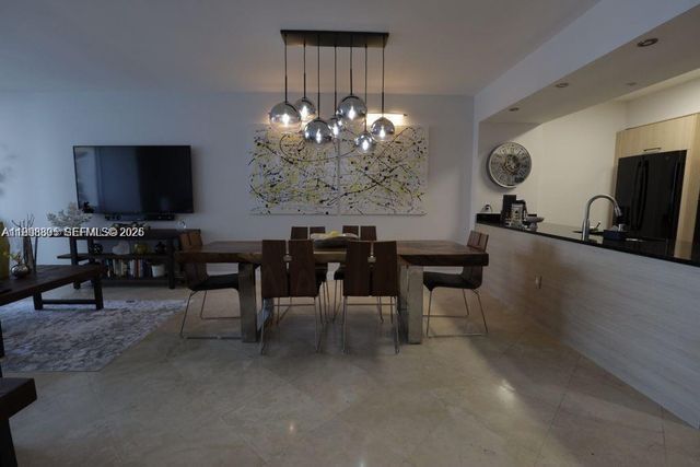 1830 S Ocean Dr 2011, Hallandale Beach, FL 33009