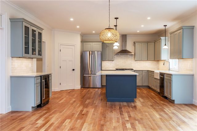 44 Saddlebrook Drive, Warwick, RI 02818