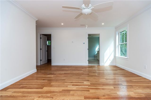 44 Saddlebrook Drive, Warwick, RI 02818