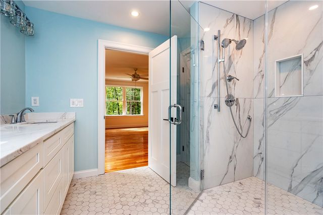 44 Saddlebrook Drive, Warwick, RI 02818