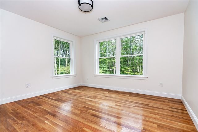 44 Saddlebrook Drive, Warwick, RI 02818