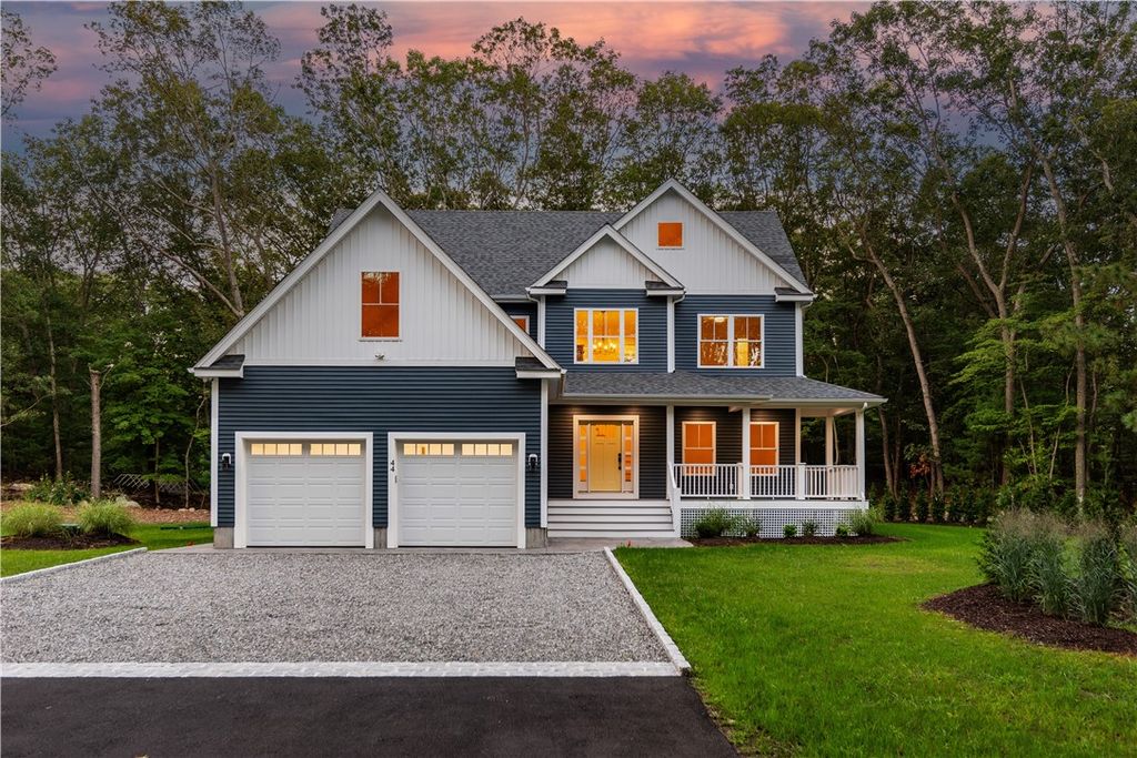 44 Saddlebrook Drive, Warwick, RI 02818