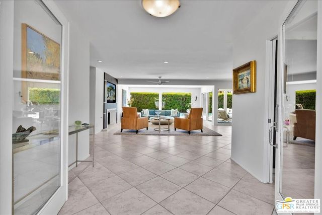 1250 S Paseo De Marcia, Palm Springs, CA 92264
