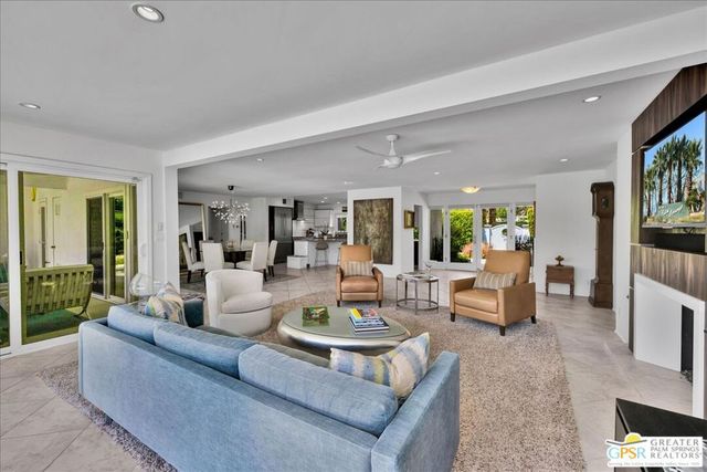 1250 S Paseo De Marcia, Palm Springs, CA 92264
