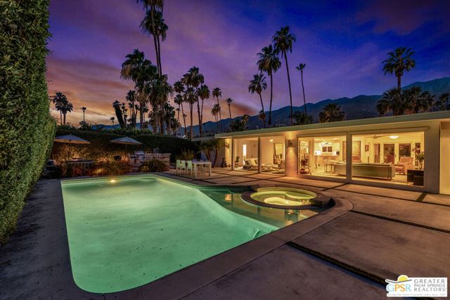 1250 S Paseo De Marcia, Palm Springs, CA 92264