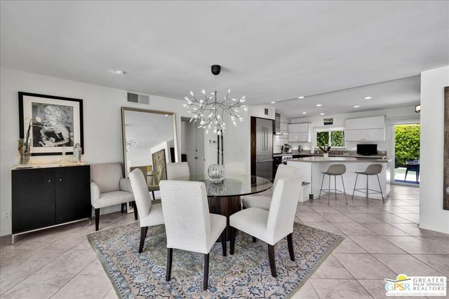1250 S Paseo De Marcia, Palm Springs, CA 92264