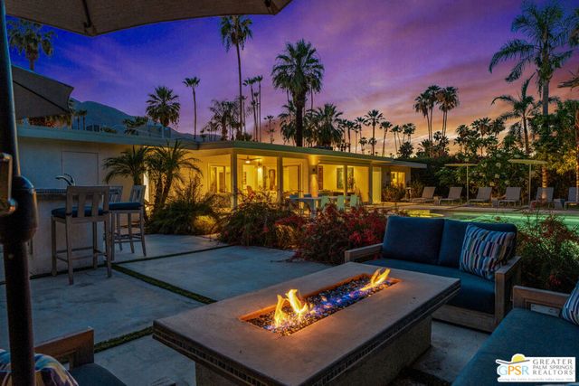 1250 S Paseo De Marcia, Palm Springs, CA 92264