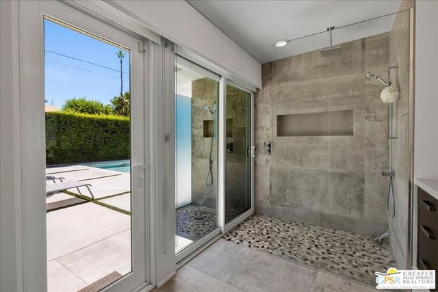 1250 S Paseo De Marcia, Palm Springs, CA 92264