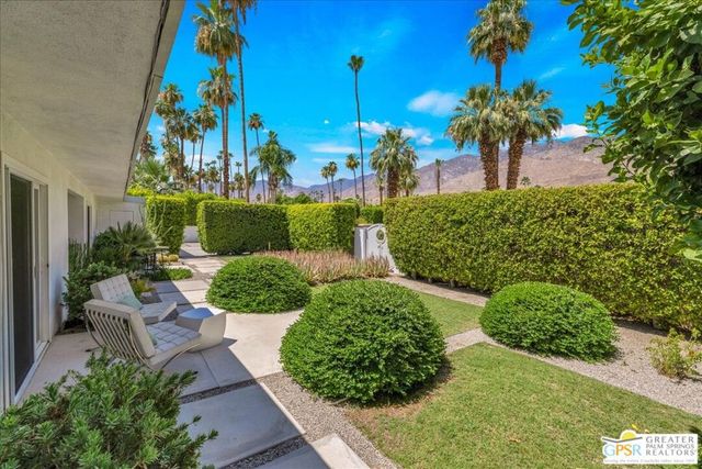 1250 S Paseo De Marcia, Palm Springs, CA 92264