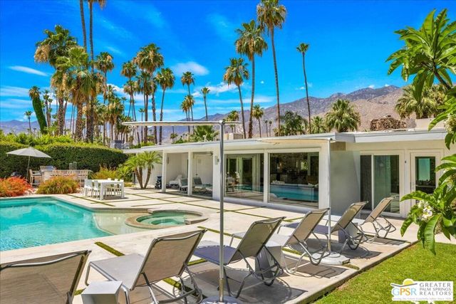 1250 S Paseo De Marcia, Palm Springs, CA 92264