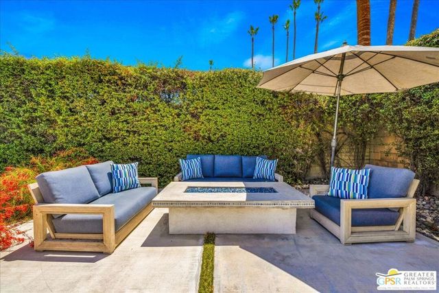 1250 S Paseo De Marcia, Palm Springs, CA 92264