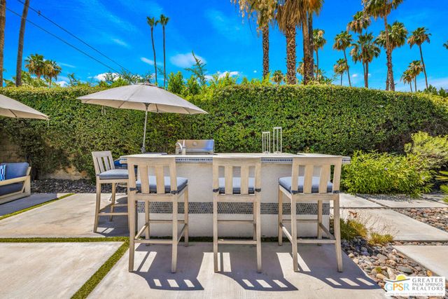 1250 S Paseo De Marcia, Palm Springs, CA 92264