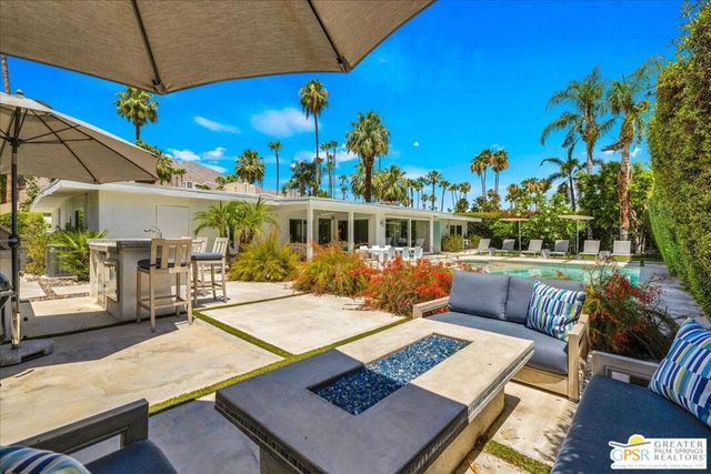 1250 S Paseo De Marcia, Palm Springs, CA 92264