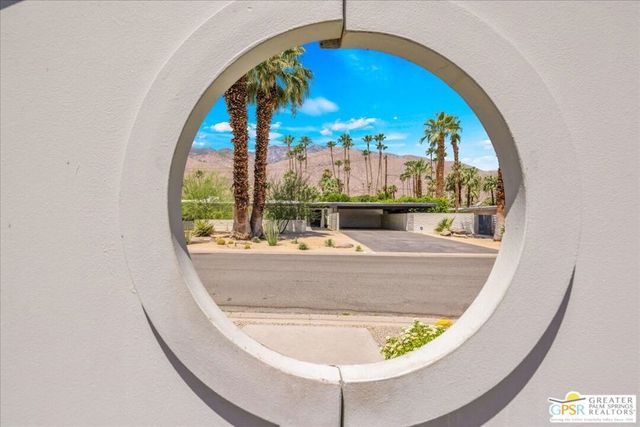 1250 S Paseo De Marcia, Palm Springs, CA 92264