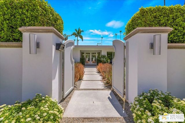 1250 S Paseo De Marcia, Palm Springs, CA 92264