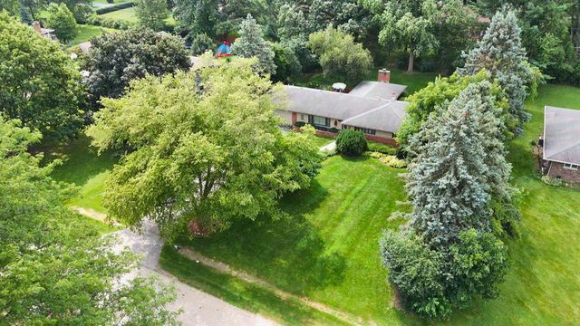 1215 Forest Drive, Elgin, IL 60123