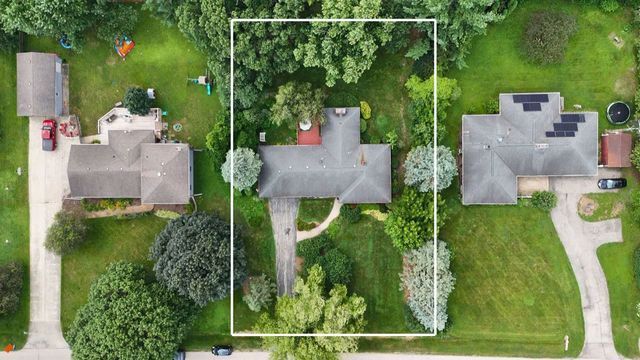 1215 Forest Drive, Elgin, IL 60123