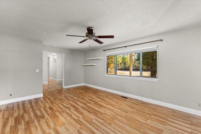 18142 Ranchera Road, Shasta Lake, CA 96019