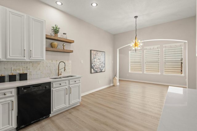 917 Sweet Pine Drive, Katy, TX 77450