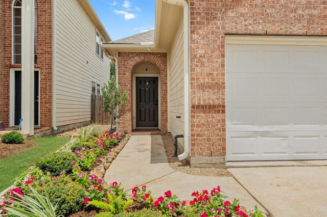 917 Sweet Pine Drive, Katy, TX 77450